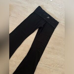 Black victoria’s Secret Yoga Pants with Rhinestone Detail